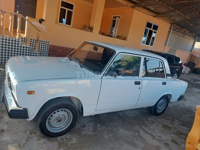 LADA (VAZ) 2107 2007, 298,000 km - 1.6 л - Saatlı