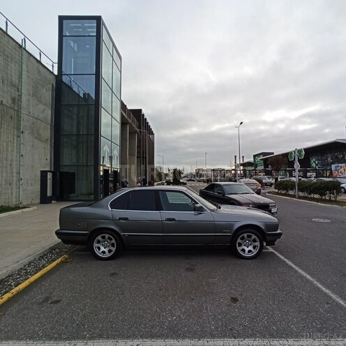 BMW 520 1991, 100,000 km - 2.0 l - Bakı