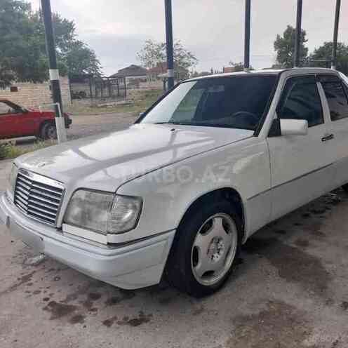 Mercedes E 220 1994, 250,000 km - 2.2 l - Bakı