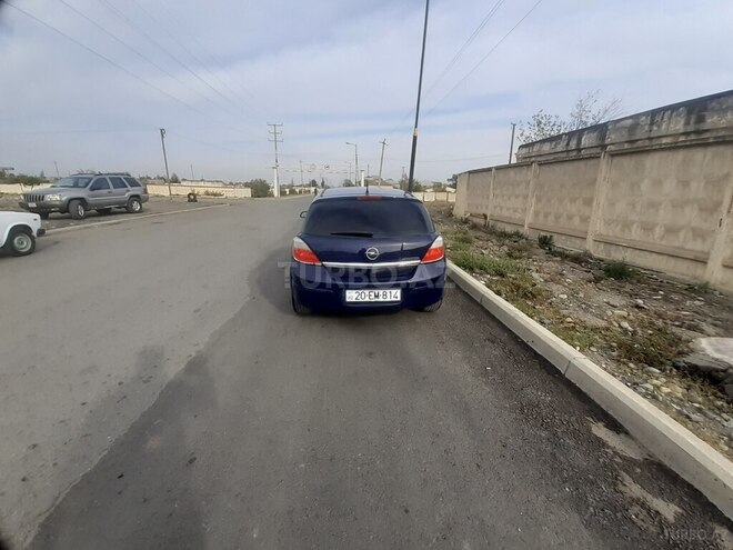 Opel Astra 2006, 207,000 km - 1.4 л - Yevlax