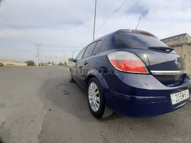 Opel Astra 2006, 207,000 km - 1.4 л - Yevlax