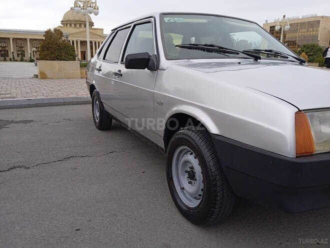LADA (VAZ) 21099 2003, 300,000 km - 1.6 l - Ucar