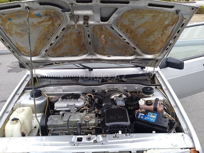 LADA (VAZ) 21099 2003, 300,000 km - 1.6 l - Ucar