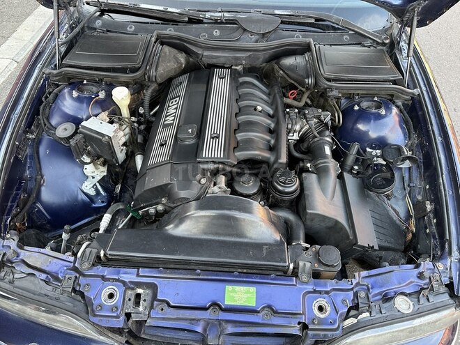 BMW 520 1996, 240,000 km - 2.0 l - Gəncə