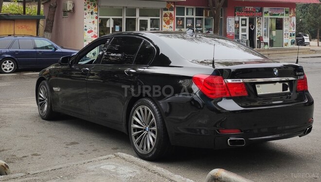 BMW 750 2011, 270,000 km - 4.4 l - Bakı