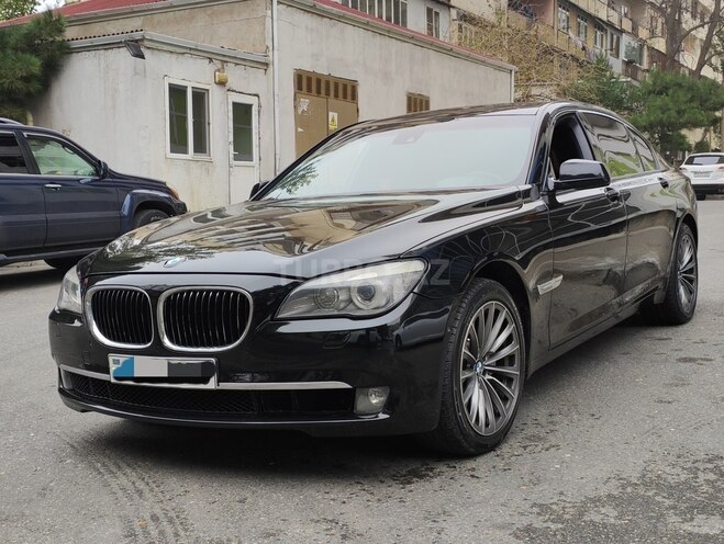 BMW 750 2011, 270,000 km - 4.4 l - Bakı