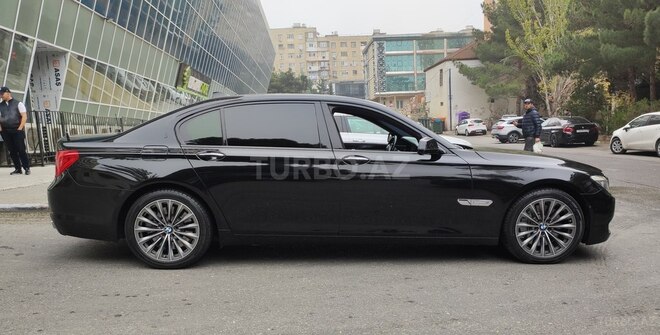 BMW 750 2011, 270,000 km - 4.4 l - Bakı