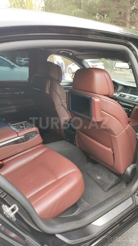 BMW 750 2011, 270,000 km - 4.4 l - Bakı