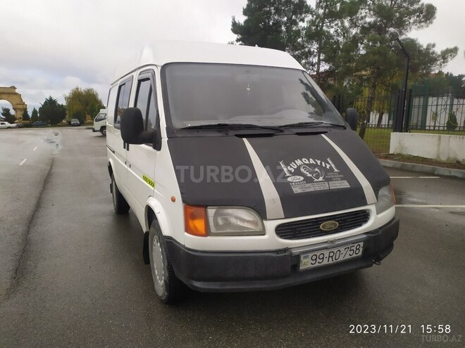 Ford Transit 1997, 386,000 km - 2.5 л - Quba