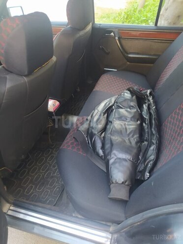 Mercedes E 200 1991, 390,000 km - 2.0 л - Bakı