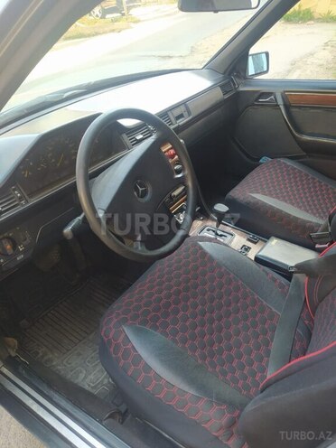 Mercedes E 200 1991, 390,000 km - 2.0 л - Bakı