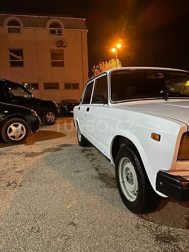 LADA (VAZ) 2107 2005, 75,000 km - 1.6 л - Bakı