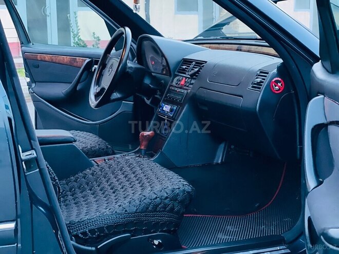 Mercedes C 220 1998, 257,000 km - 2.2 l - Beyləqan