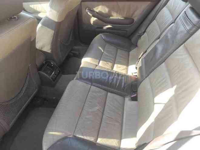 Audi A6 allroad 2003, 228,000 km - 2.5 l - Bakı