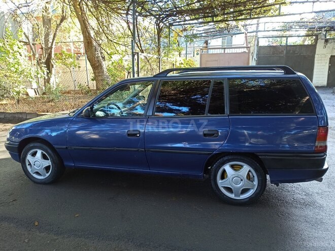 Opel Astra 1996, 295,000 km - 1.6 l - Bakı