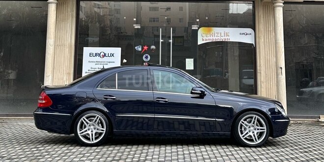 Mercedes E 240 2002, 330,000 km - 2.6 l - Bakı
