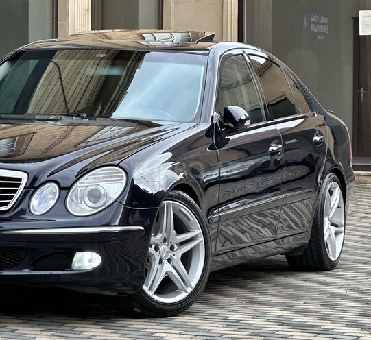 Mercedes E 240 2002, 330,000 km - 2.6 l - Bakı