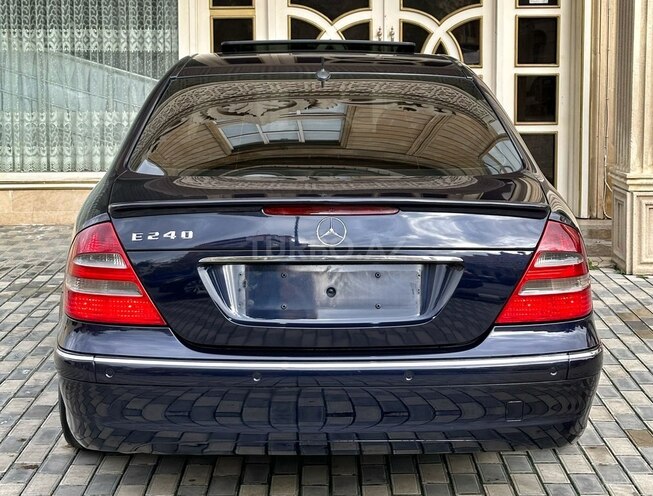 Mercedes E 240 2002, 330,000 km - 2.6 l - Bakı