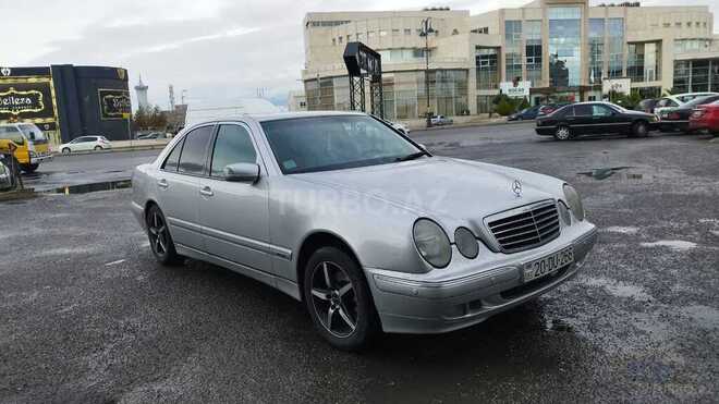 Mercedes E 240 2001, 340,000 km - 2.4 l - Bakı