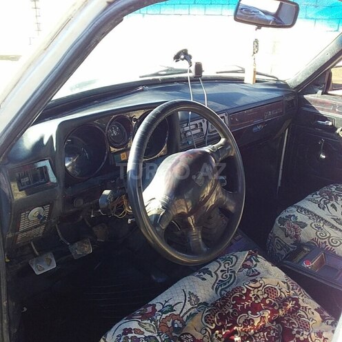 GAZ 24-10 1988, 87,775 km - 2.4 l - Saatlı