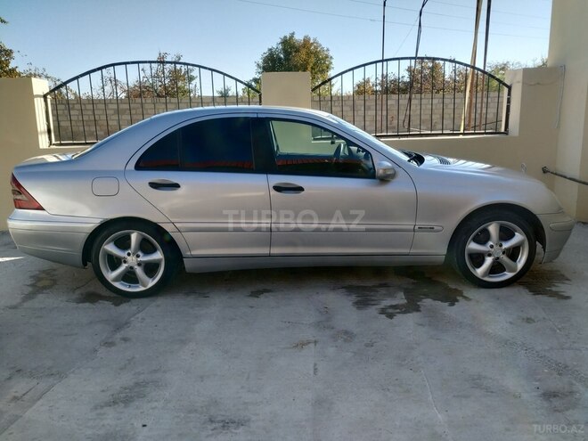 Mercedes C 180 2000, 128,123 km - 1.8 l - Gəncə