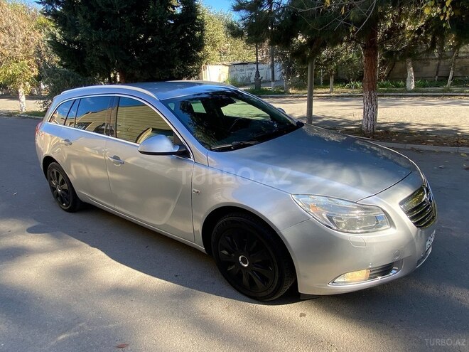 Opel Insignia 2011, 261,000 km - 2.0 l - Salyan