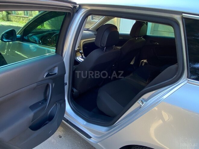 Opel Insignia 2011, 261,000 km - 2.0 l - Salyan