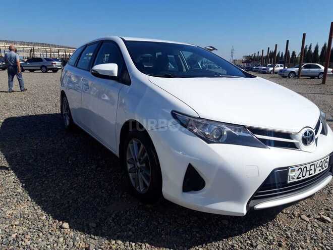 Toyota Auris 2015, 165,300 km - 1.4 l - Bakı