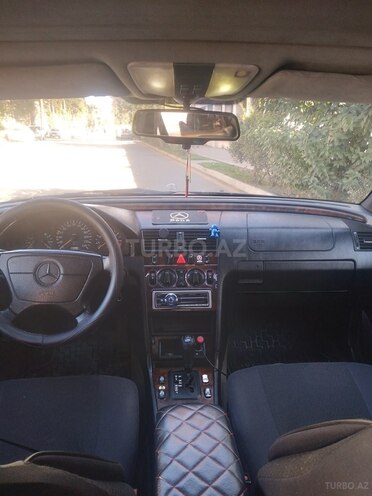 Mercedes C 180 1997, 382,000 km - 1.8 l - Qazax