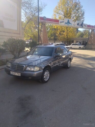 Mercedes C 180 1997, 382,000 km - 1.8 l - Qazax