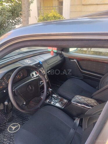 Mercedes C 180 1997, 382,000 km - 1.8 l - Qazax