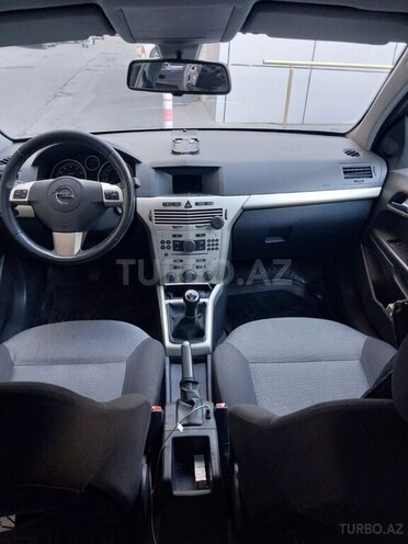 Opel Astra 2008, 220,000 km - 1.6 l - Bakı