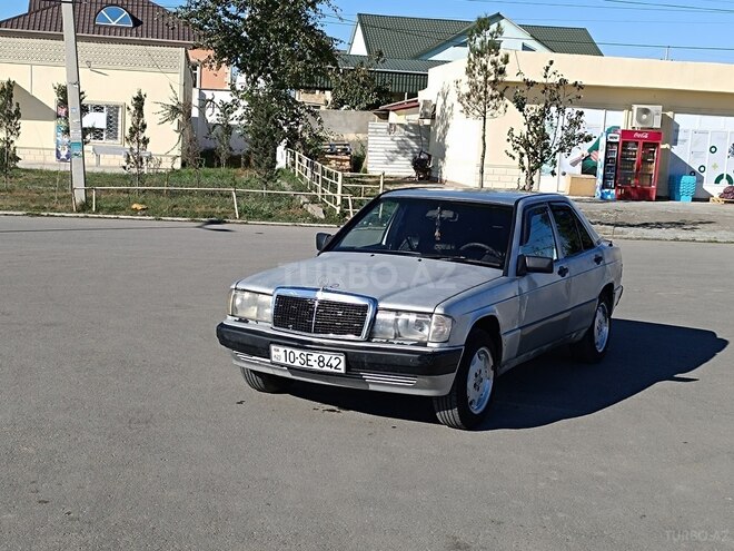 Mercedes 190 1991, 458,000 km - 2.0 l - Şirvan