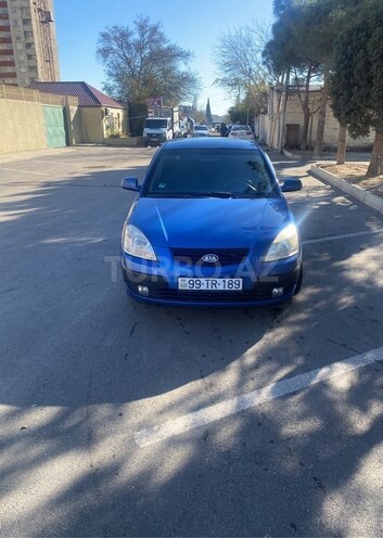Kia Rio 2006, 400,000 km - 1.5 l - Bakı