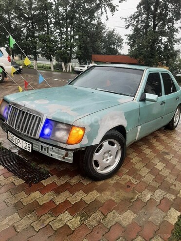 Mercedes E 200 1992, 431,689 km - 2.0 l - Lənkəran