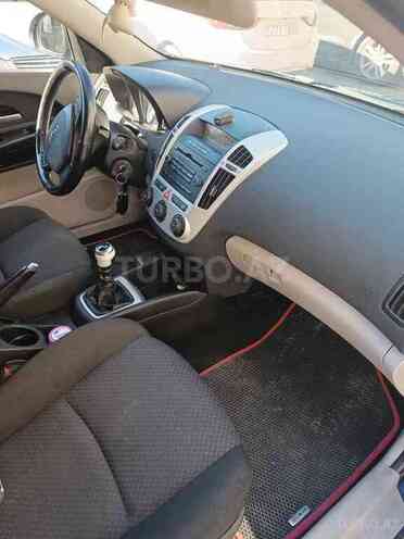 Kia Ceed 2007, 312,000 km - 1.6 л - Bakı