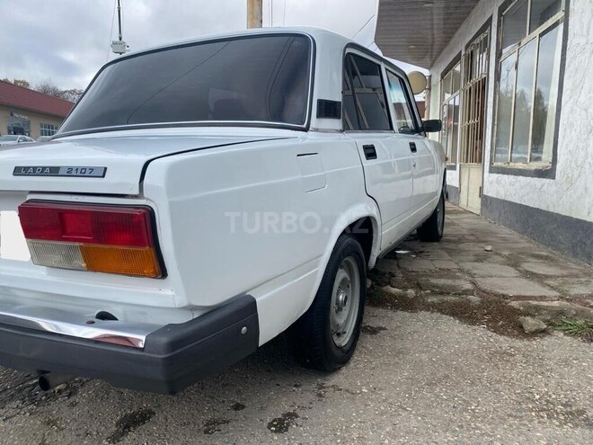 LADA (VAZ) 2107 2003, 46,000 km - 1.6 l - Qusar