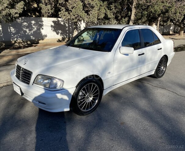 Mercedes C 200 2000, 406,000 km - 2.0 l - Bakı