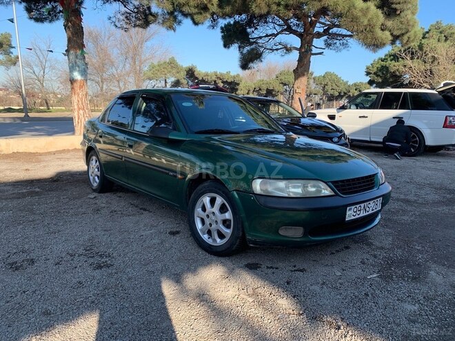 Opel Vectra 1996, 290,000 km - 1.8 l - Bakı