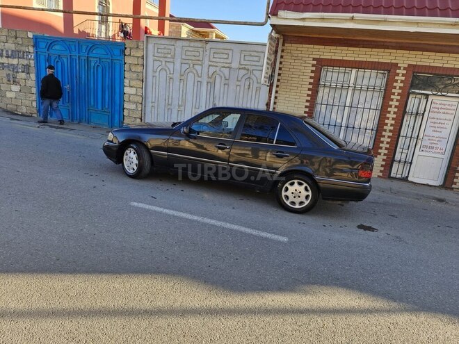 Mercedes C 220 1996, 332,582 km - 2.2 l - Sumqayıt