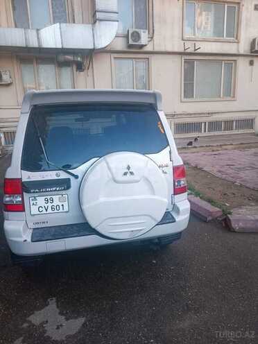 Mitsubishi Pajero io 2000, 257,000 km - 2.0 л - Bakı