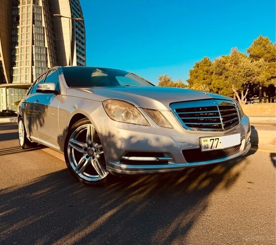 Mercedes E 220 2012, 250,000 km - 2.2 l - Bakı