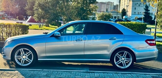 Mercedes E 220 2012, 250,000 km - 2.2 l - Bakı