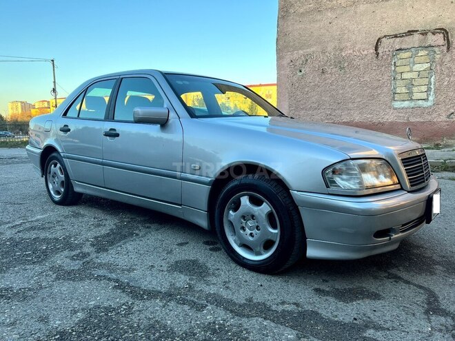 Mercedes C 200 2000, 211,000 km - 2.0 l - Sumqayıt