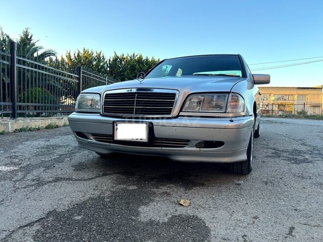 Mercedes C 200 2000, 211,000 km - 2.0 l - Sumqayıt