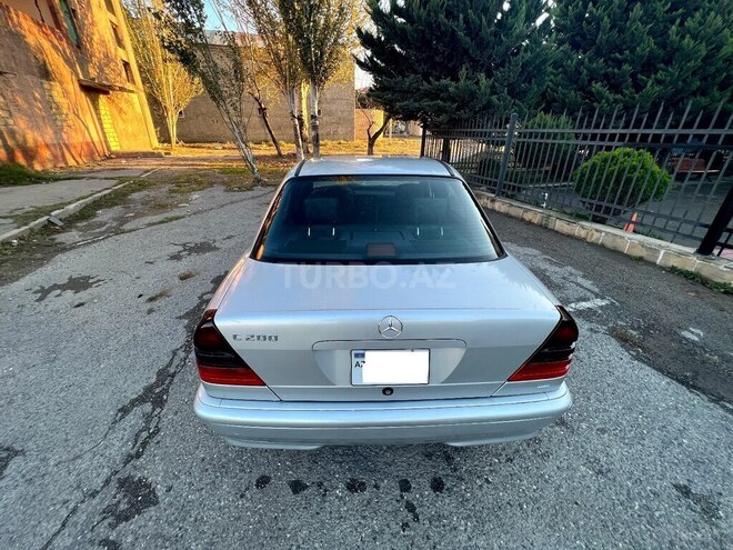 Mercedes C 200 2000, 211,000 km - 2.0 l - Sumqayıt