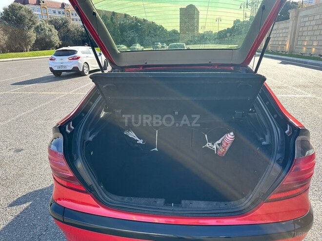 Mercedes C 230 2002, 170,000 km - 2.3 l - Bakı