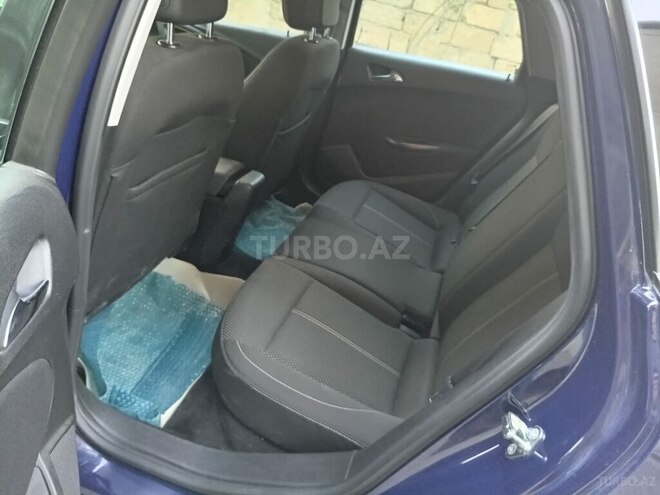 Opel Astra 2013, 260,000 km - 1.3 л - Bakı