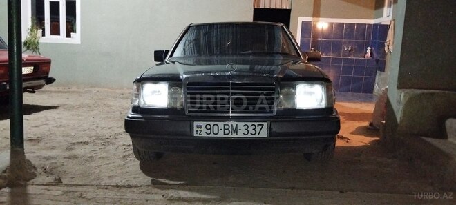 Mercedes E 200 1991, 254,300 km - 2.0 l - Ağstafa