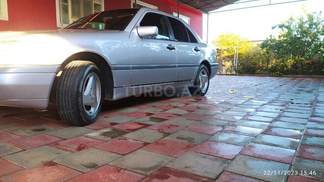 Mercedes C 180 1996, 100,000 km - 1.8 l - Biləsuvar